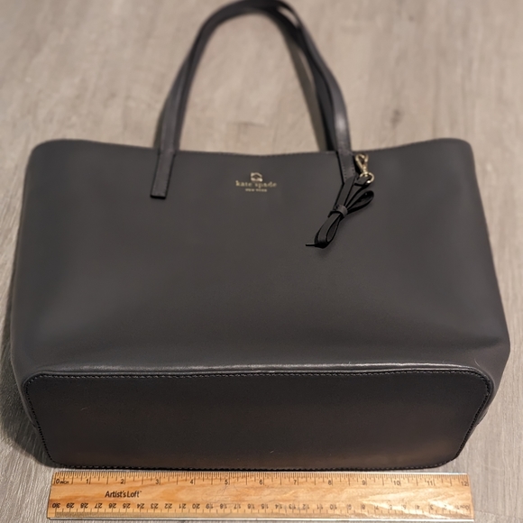 Kate Spade tote - Picture 11 of 15
